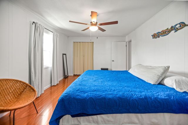 448 Stovall Drive, Palacios, TX 77465