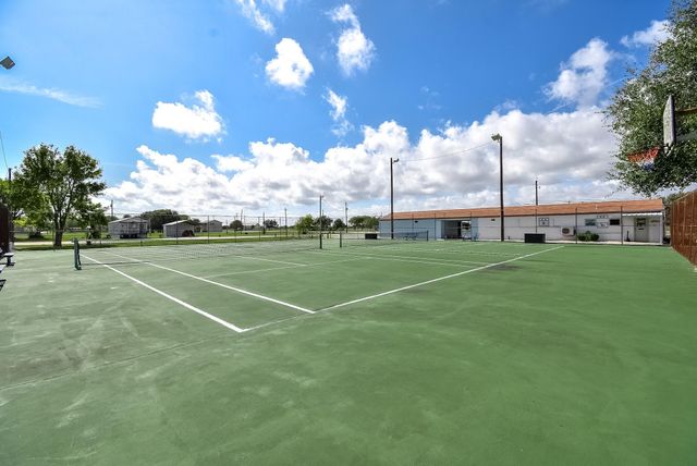 448 Stovall Drive, Palacios, TX 77465