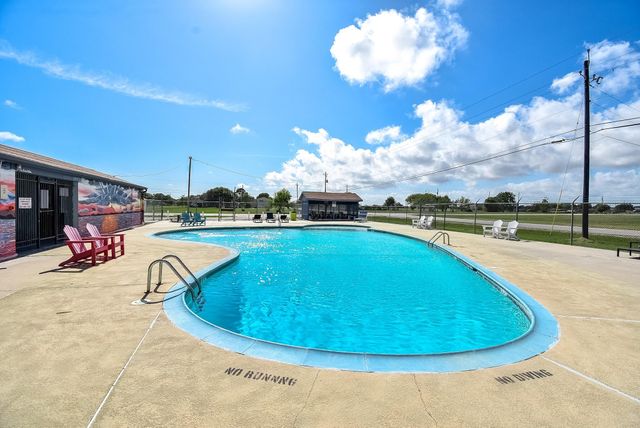 448 Stovall Drive, Palacios, TX 77465