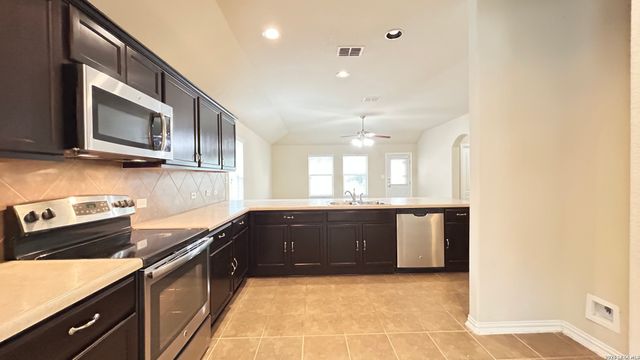 346 Posey Pass, New Braunfels, TX 78132