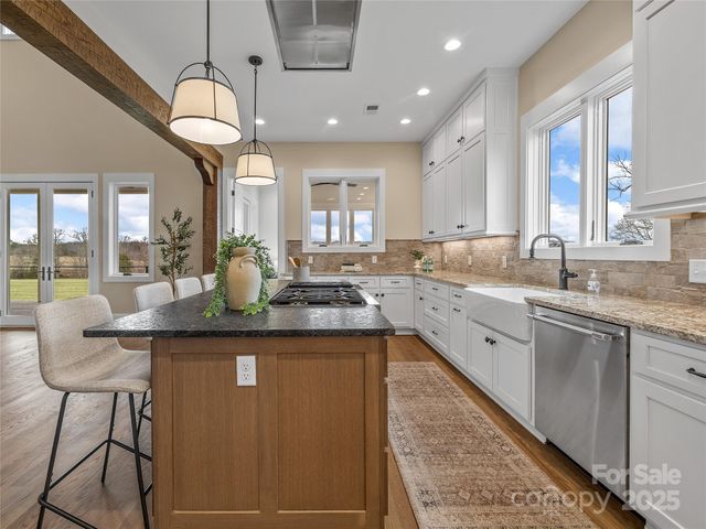 297 Mountain Meadows Lane 7, Tryon, NC 28782