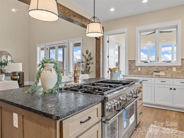 297 Mountain Meadows Lane 7, Tryon, NC 28782