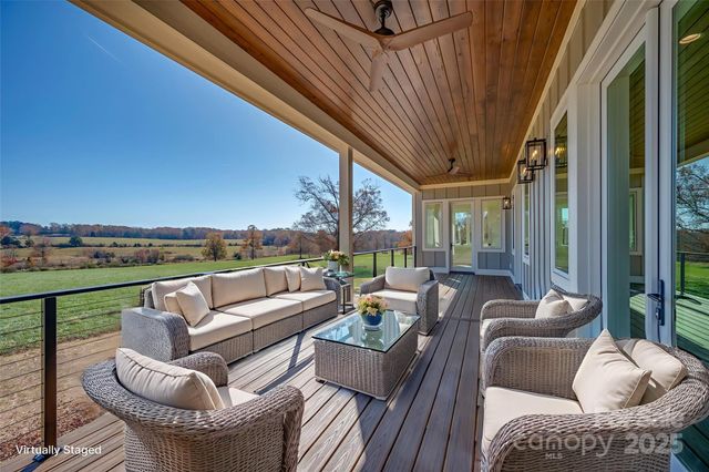 297 Mountain Meadows Lane 7, Tryon, NC 28782