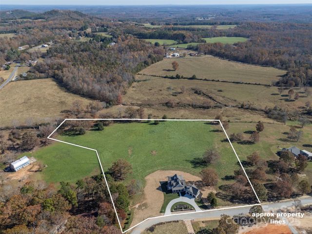 297 Mountain Meadows Lane 7, Tryon, NC 28782