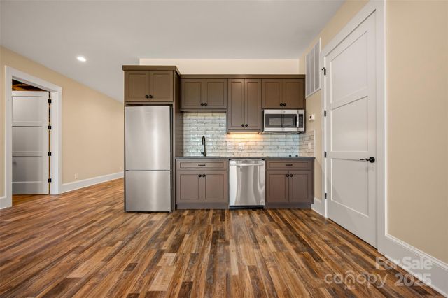 297 Mountain Meadows Lane 7, Tryon, NC 28782