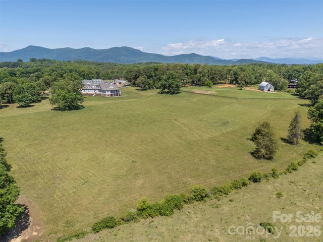 297 Mountain Meadows Lane 7, Tryon, NC 28782