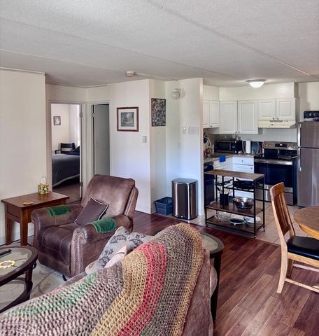 46 Cochituate Road 201, Framingham, MA 01701
