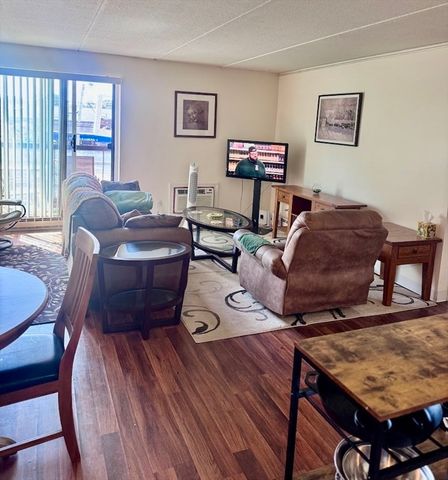 46 Cochituate Road 201, Framingham, MA 01701