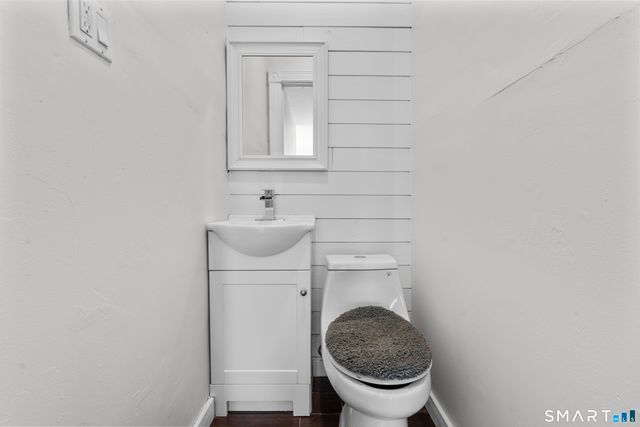 394 Gregory Street 1, Bridgeport, CT 06604