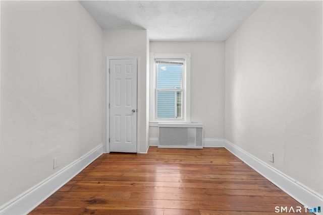 394 Gregory Street 1, Bridgeport, CT 06604