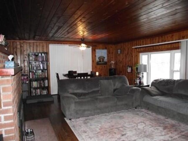 6105 N Grace Avenue, Ludington, MI 49431