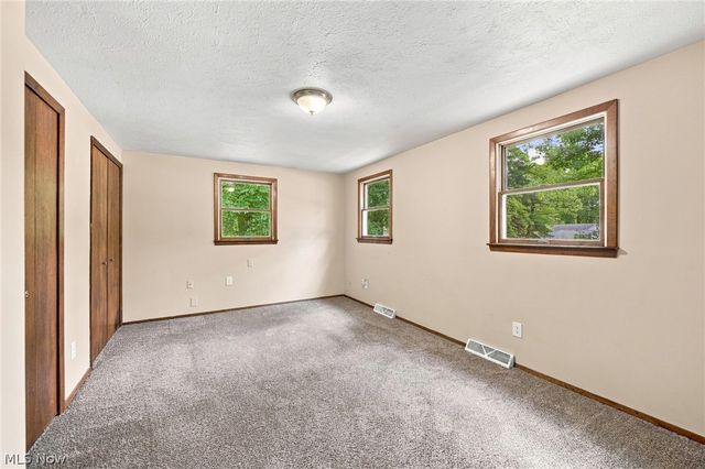 8665 Rosebud Drive, Mentor, OH 44060