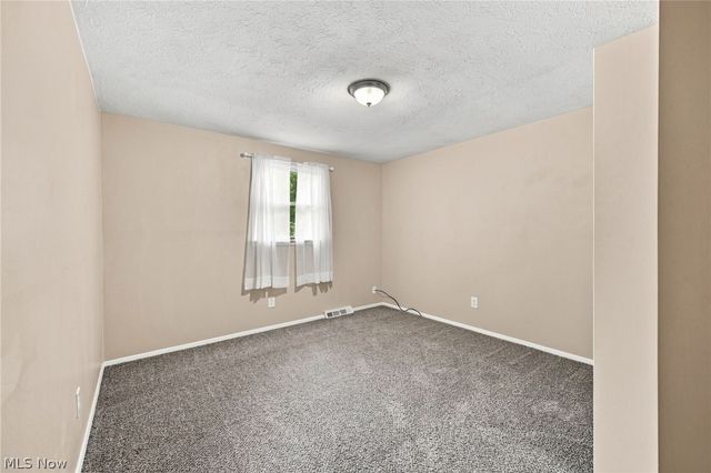 8665 Rosebud Drive, Mentor, OH 44060