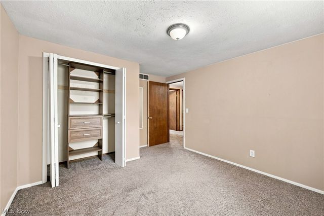 8665 Rosebud Drive, Mentor, OH 44060