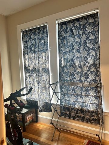 143 Westford St, Lowell, MA 01851