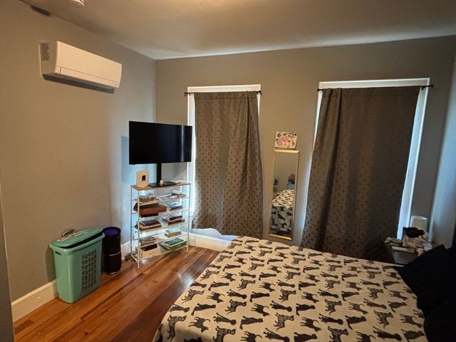 143 Westford St, Lowell, MA 01851