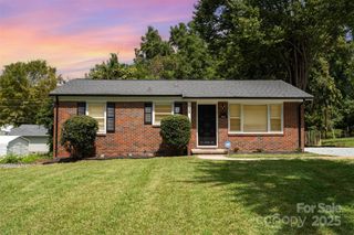 3634 Carlyle Drive, Charlotte, NC 28208
