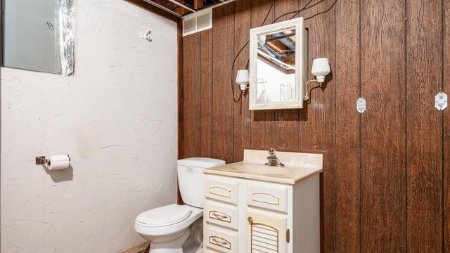 1669 Lexington Drive, Lancaster, OH 43130