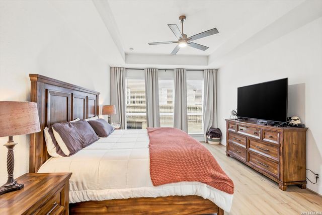 411 Aurora Basin, Cibolo, TX 78108