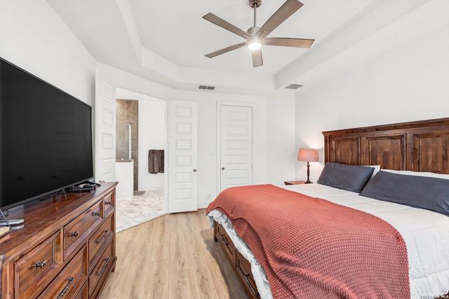 411 Aurora Basin, Cibolo, TX 78108