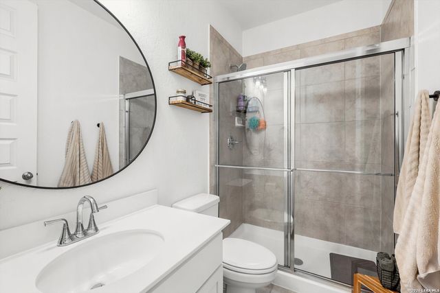 411 Aurora Basin, Cibolo, TX 78108