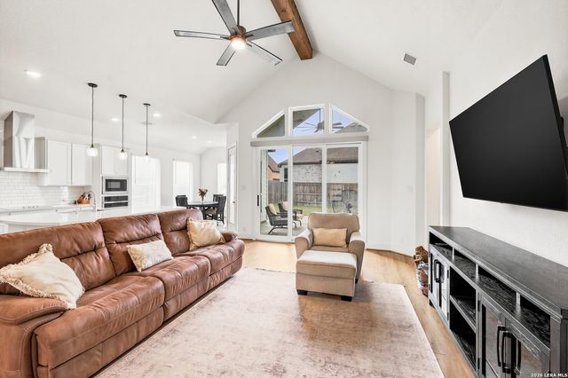 411 Aurora Basin, Cibolo, TX 78108
