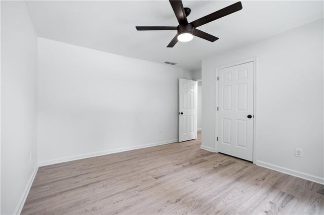 2526 Shiloh Court West NW, Kennesaw, GA 30152