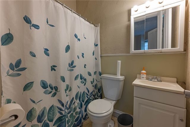 135 S Terry Street, Dayton, OH 45403