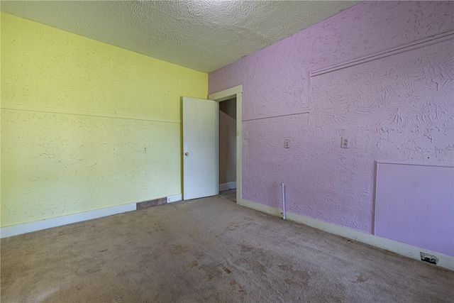 135 S Terry Street, Dayton, OH 45403