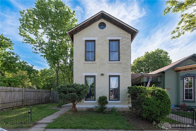 135 S Terry Street, Dayton, OH 45403
