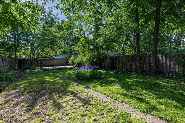 135 S Terry Street, Dayton, OH 45403