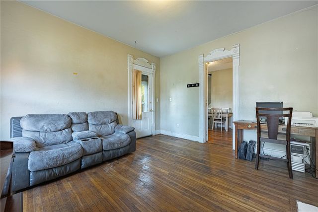 135 S Terry Street, Dayton, OH 45403