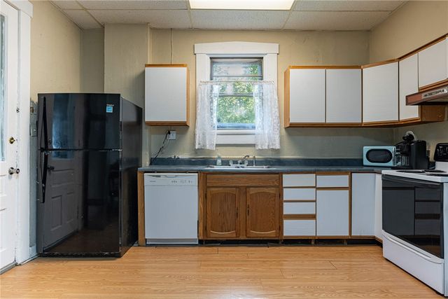 135 S Terry Street, Dayton, OH 45403