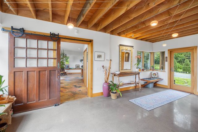 32 Steep Hill Road, Wilmington, VT 05363