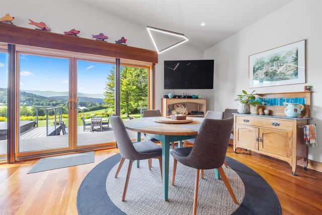 32 Steep Hill Road, Wilmington, VT 05363