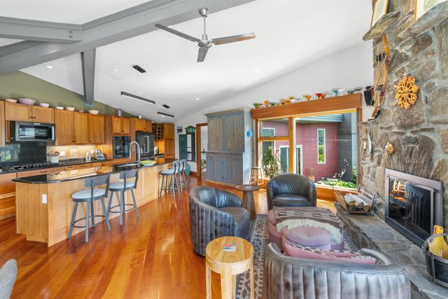32 Steep Hill Road, Wilmington, VT 05363