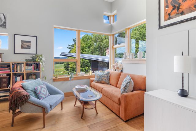 32 Steep Hill Road, Wilmington, VT 05363