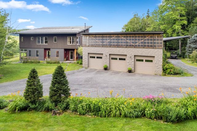 32 Steep Hill Road, Wilmington, VT 05363