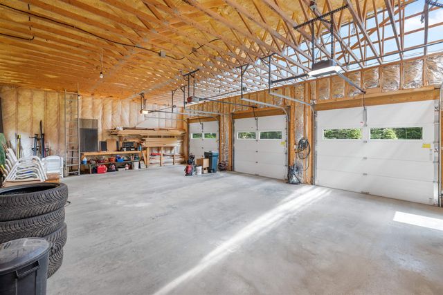 32 Steep Hill Road, Wilmington, VT 05363