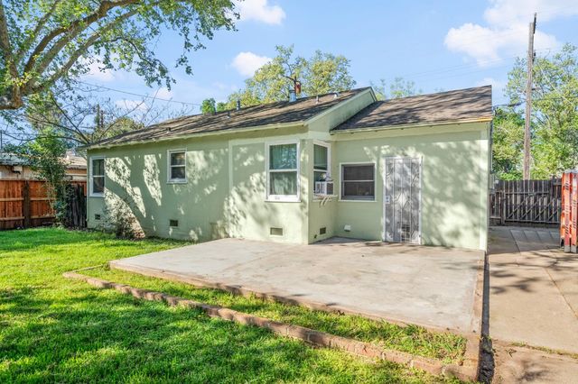 3390 Ivy St, Sacramento, CA 95838