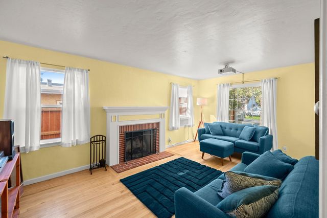 3390 Ivy St, Sacramento, CA 95838