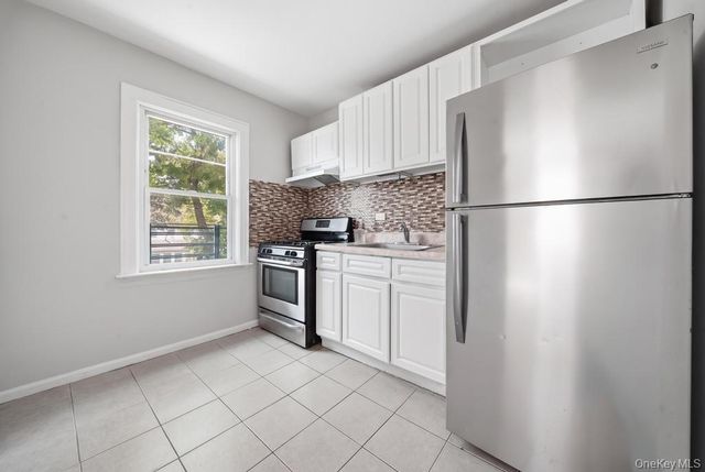 11535 197th Street, Saint Albans, NY 11412