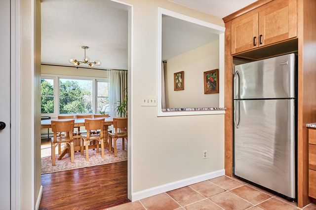 26 Oliver St., Easthampton, MA 01027