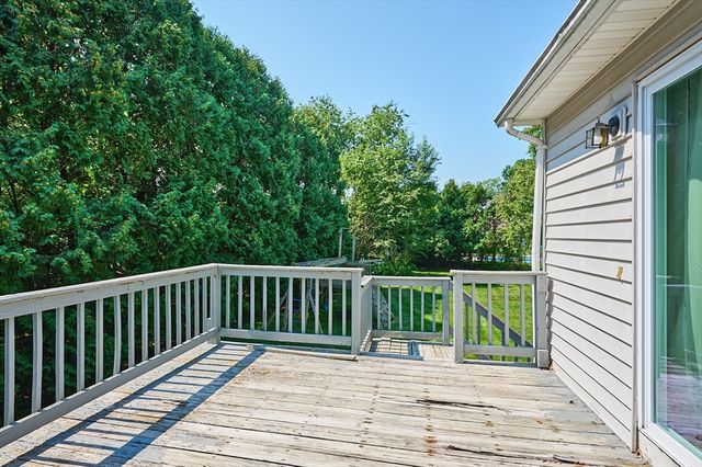 26 Oliver St., Easthampton, MA 01027