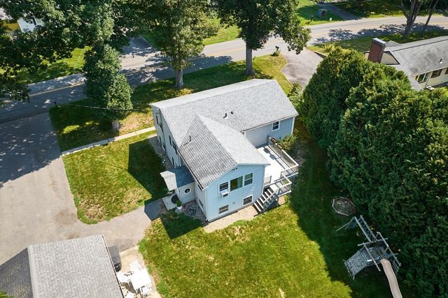 26 Oliver St., Easthampton, MA 01027