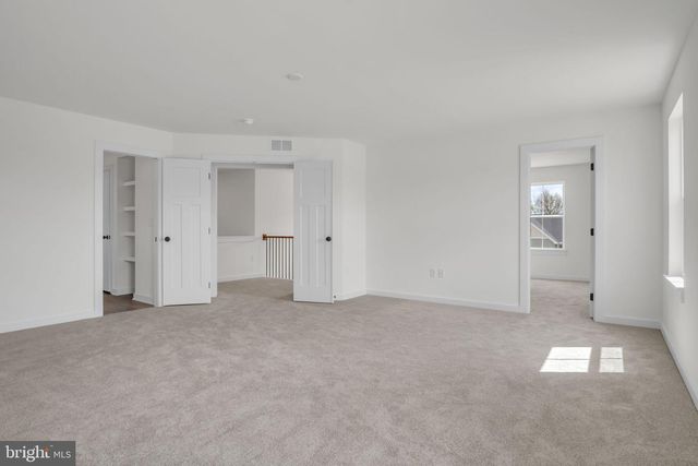 139 BERKSHIRE DR, Carlisle, PA 17015