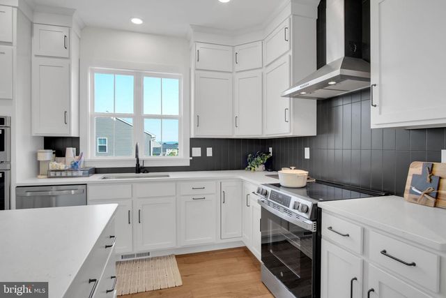 139 BERKSHIRE DR, Carlisle, PA 17015