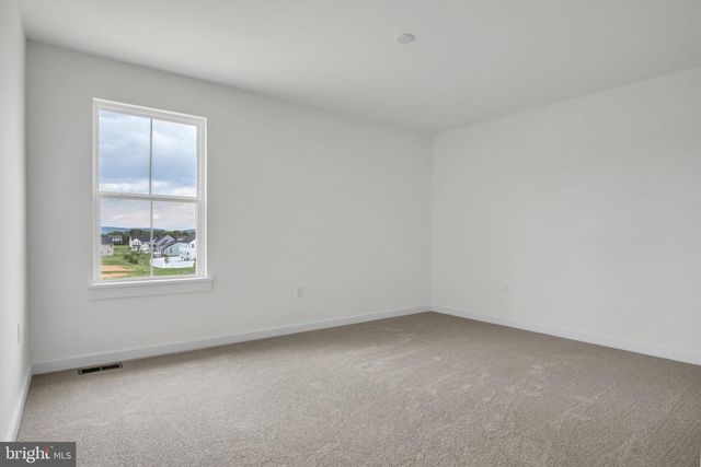 139 BERKSHIRE DR, Carlisle, PA 17015