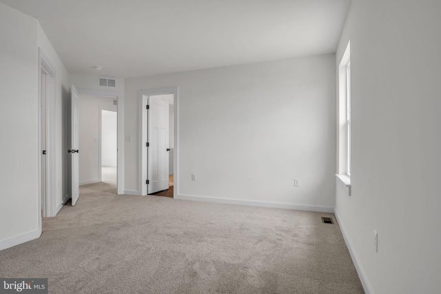 139 BERKSHIRE DR, Carlisle, PA 17015