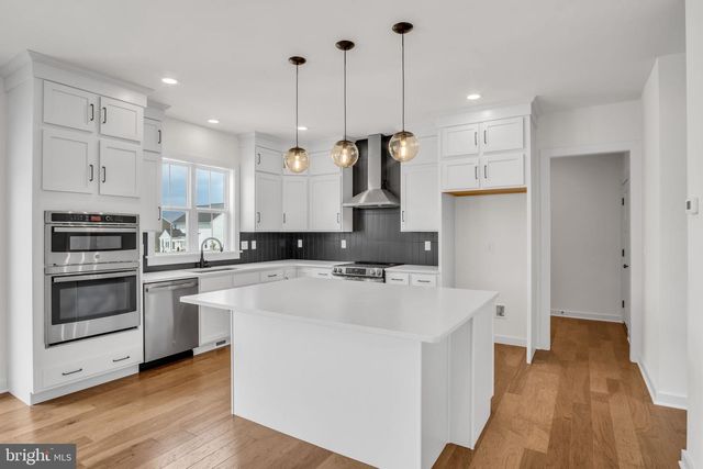 139 BERKSHIRE DR, Carlisle, PA 17015